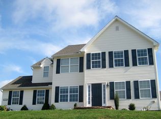 1680 Hampden Dr, York, PA 17408
