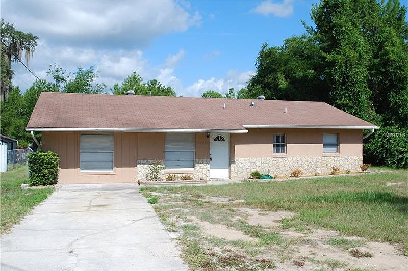 1st image of 32823 Forest Ave