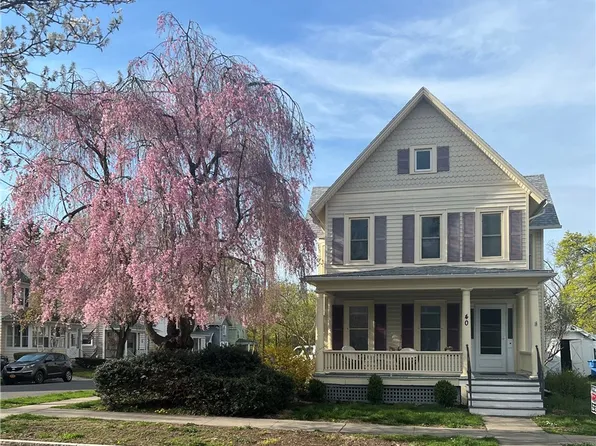 40 Lyceum St, Geneva, NY 14456