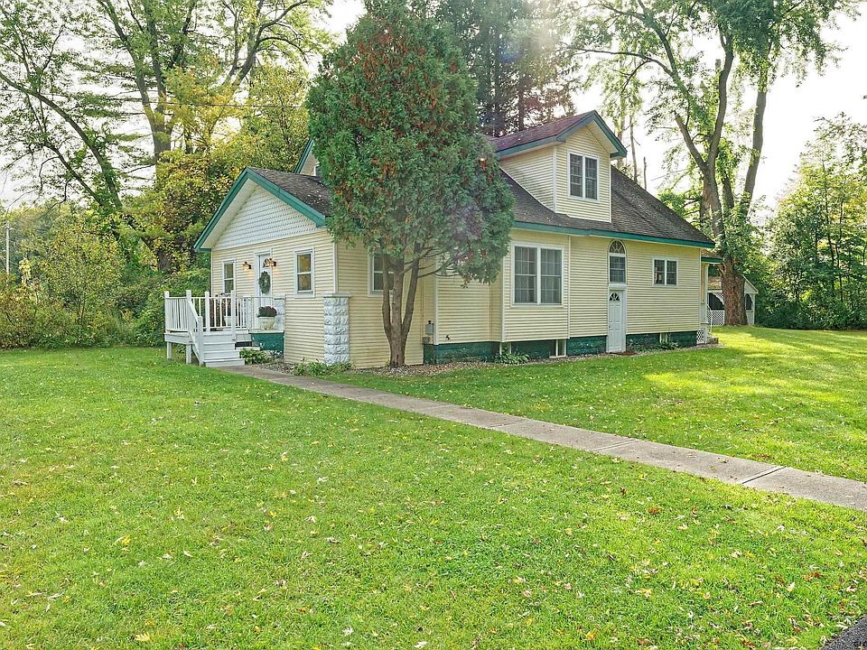 1st image of 18 Tait Ln
