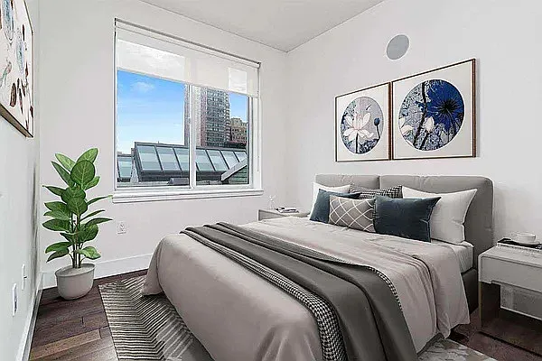 Rented by Kahen Properties | media 17