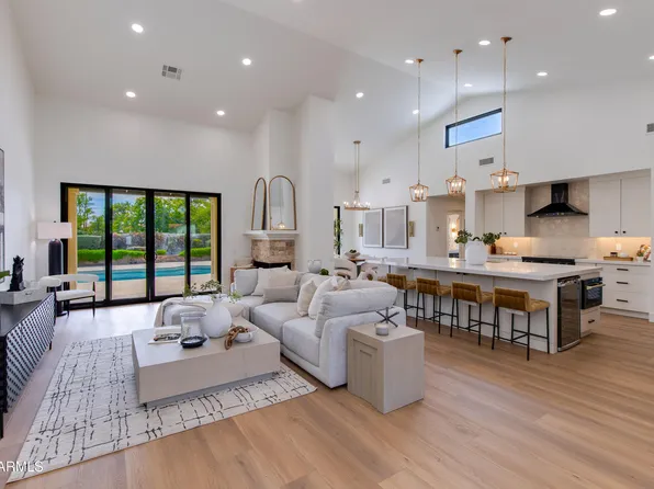 8390 E CHERYL Drive, Scottsdale, AZ 85258