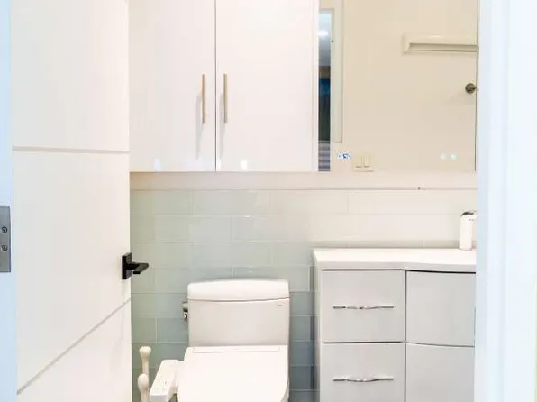 90 William Street image 10 of 17