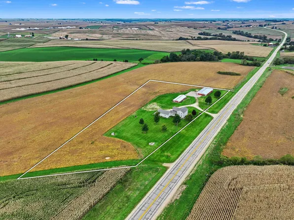 3218 Highway 3, New Vienna, IA 52065
