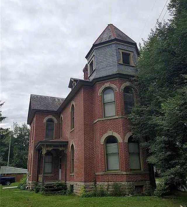 1st image of 412 Moxahala Ave