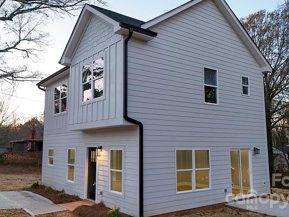 5th image of 309 Newton Ave