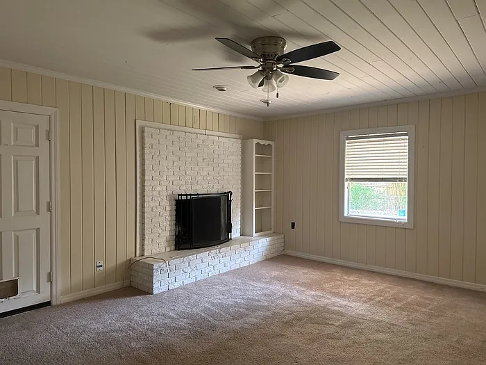 815 W Plymouth St — Photo 14