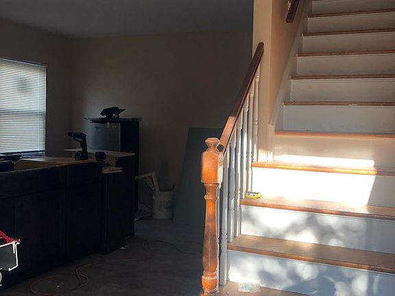 2nd image of 13 Runyon Dr