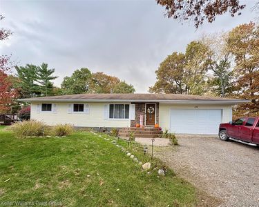 420 Dons Ct, Ortonville, MI, 48462