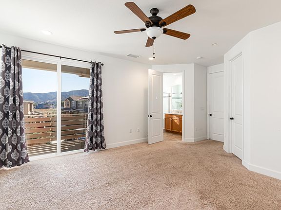 5th image of 213 Deming Way #213