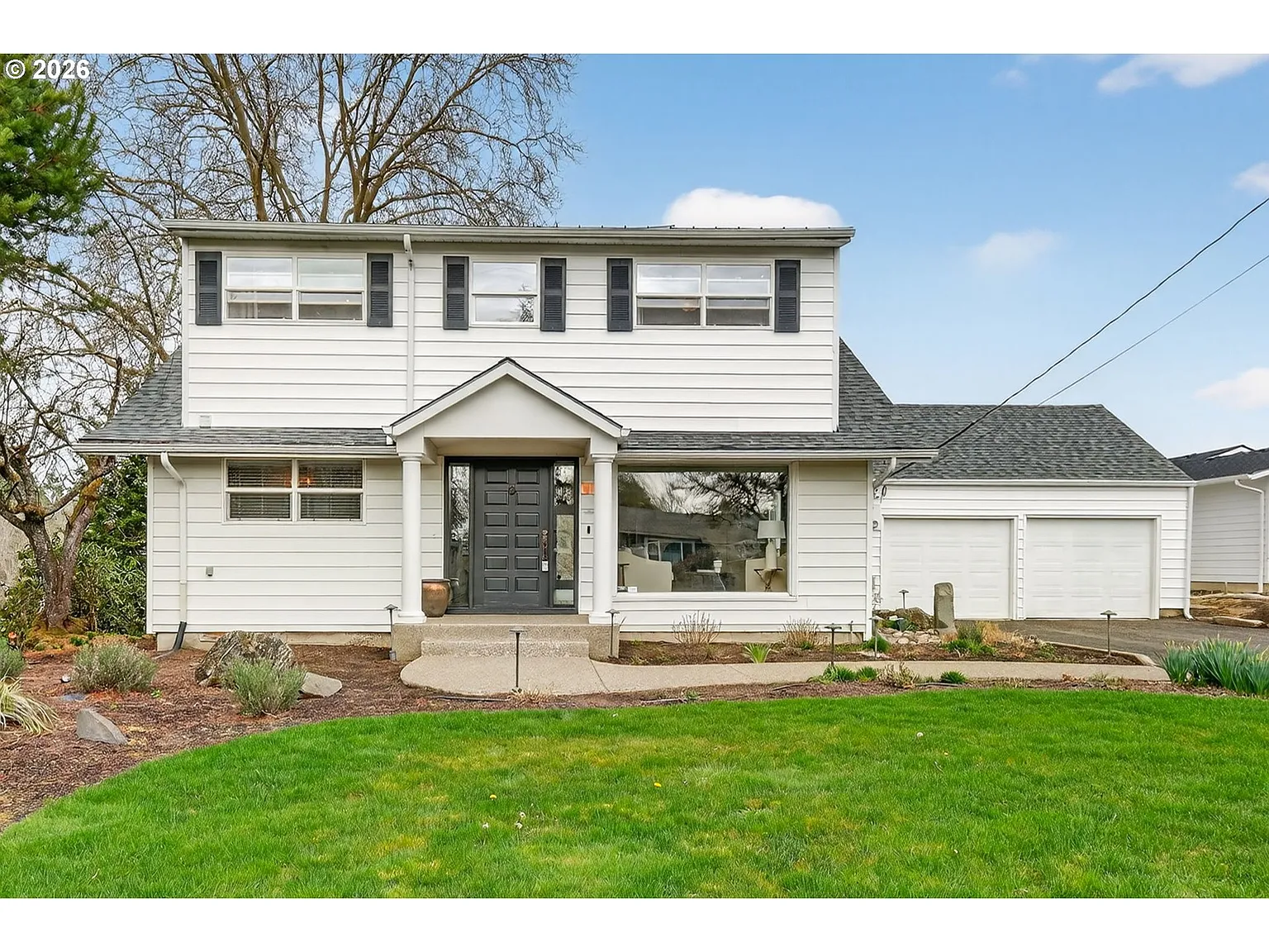 1195 NW Garibaldi St photo 1