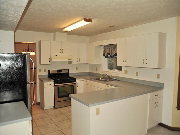 Gas Range and Stainless appliances