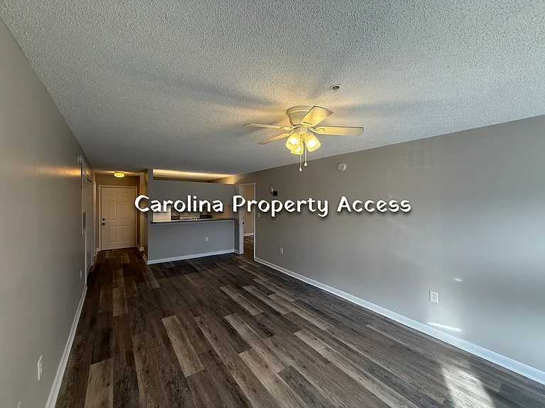 1401 Collegiate Cir #202 — Photo 15
