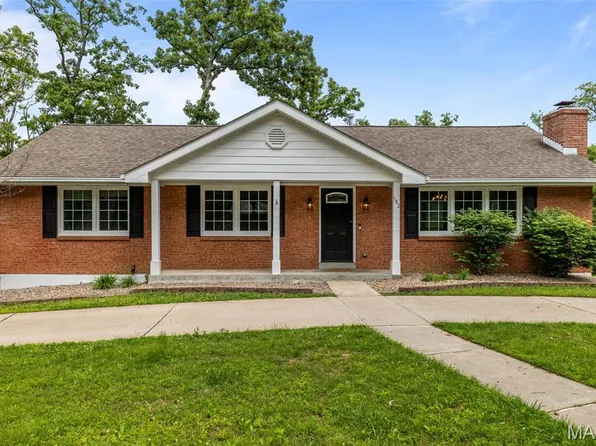 102 Tiger Dr, Wentzville, MO 63385