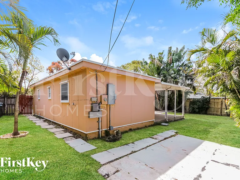 3025 Robert Rd — Photo 15