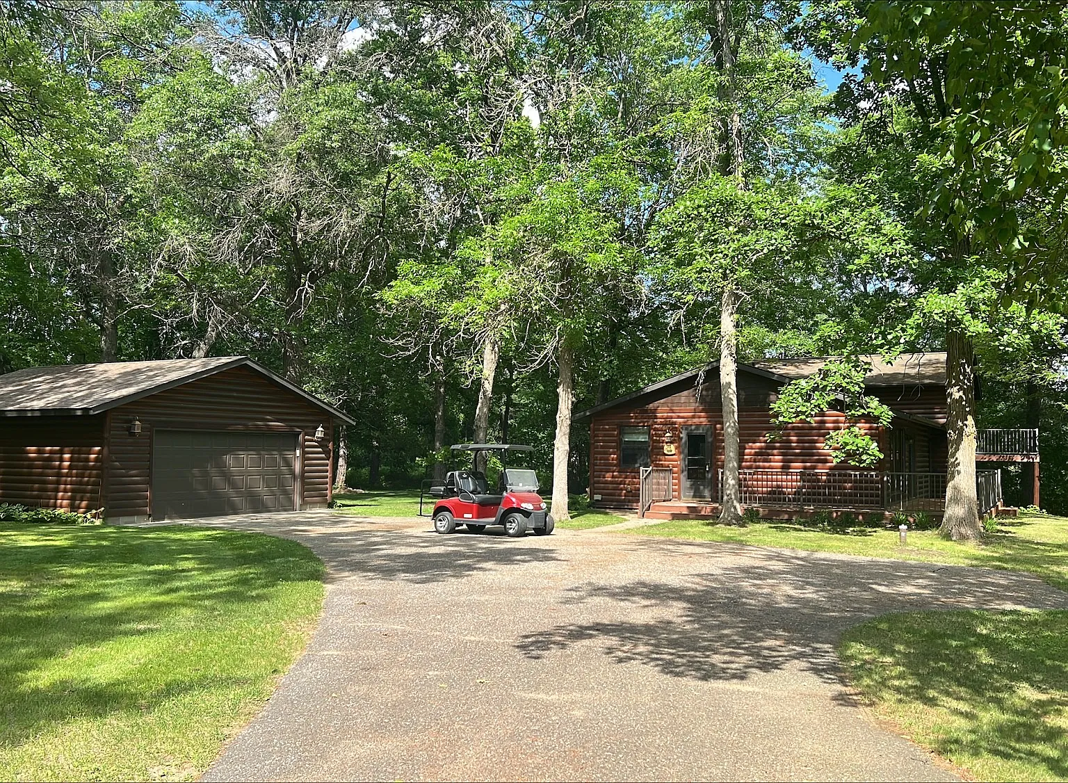 4 bed, 2472 sqft, $3,495 — Photo 4