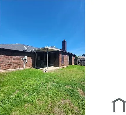 2525 Johnson Dr — Photo 12