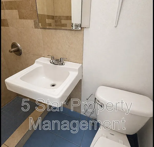 1114 N El Paso St #5 — Photo 19
