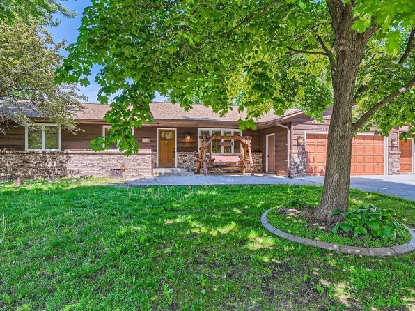 7488 Hydram Ave S, Cottage Grove, MN 55016