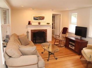 39 Dean Rd, Holliston, MA 01746