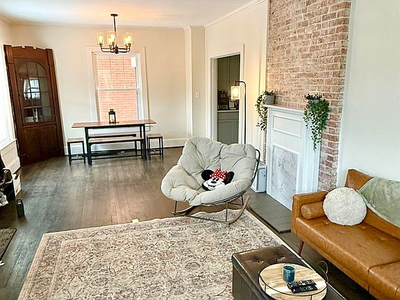 4th image of 718 Walnut Ave