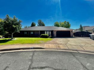 2283 Cinder Cir, Santa Clara, UT 84765