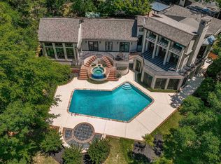 136 Rustic Manor Ct, Lexington, SC 29072