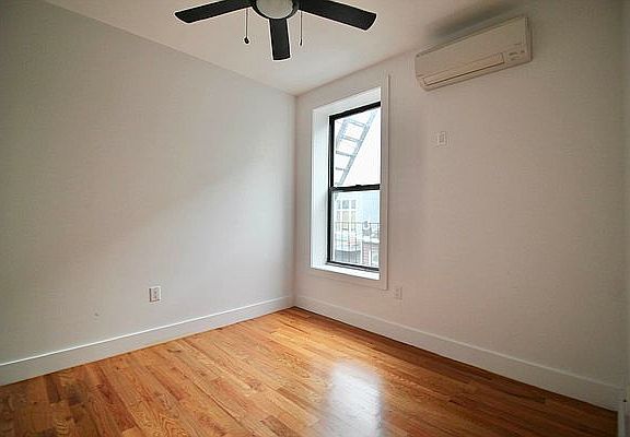 5th image of 275 Kosciuszko St #303
