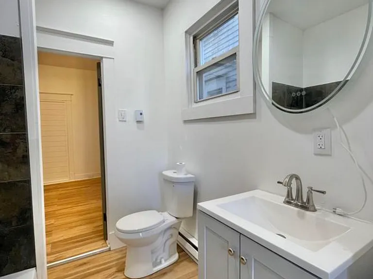 1028 N Webster Ave #1 — Photo 23