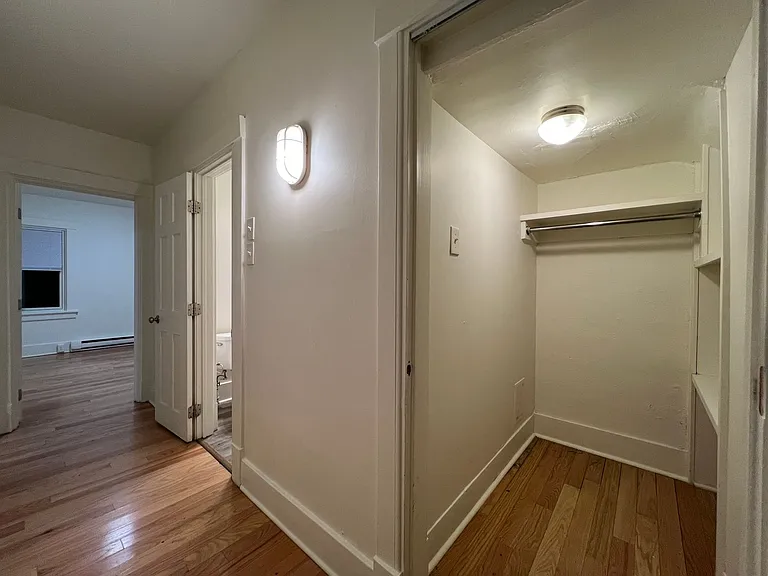 106 E. 8th Avenue — Photo 9