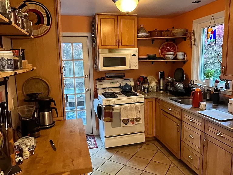 404 Mississippi Ave — Photo 9