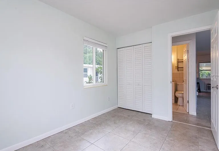 3449 Tarlton St N — Photo 4
