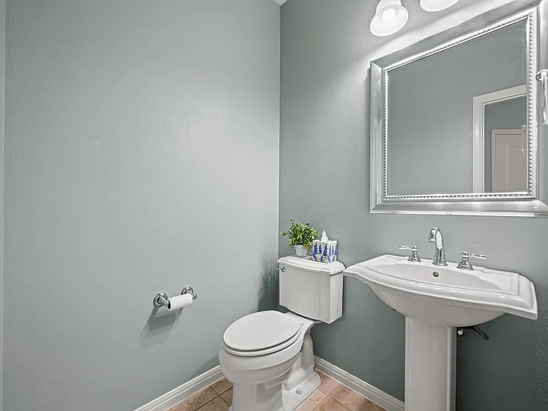 1023 Grassy Field Rd — Photo 16