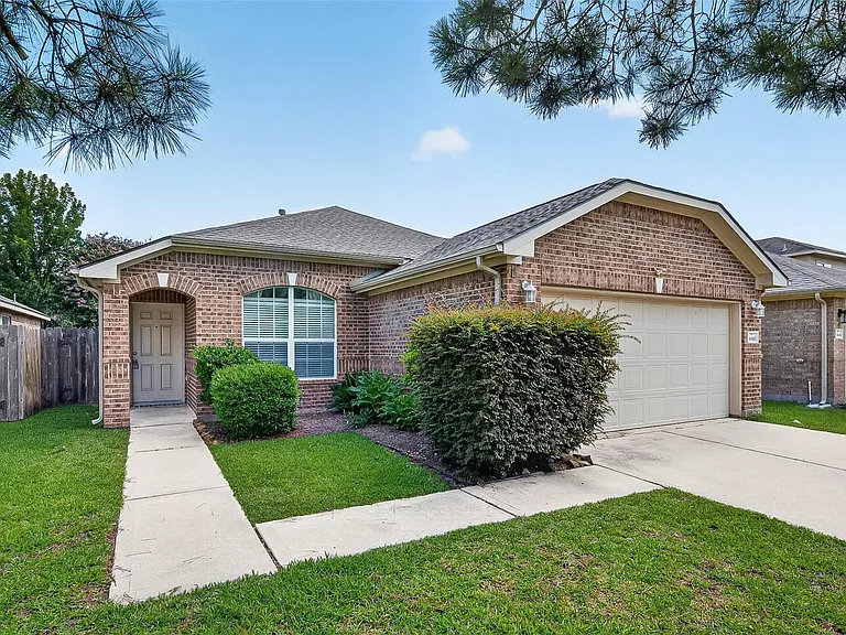 26810 Henson Falls Dr — Photo 2