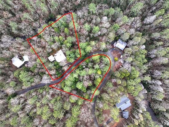5th image of 266 River Rd