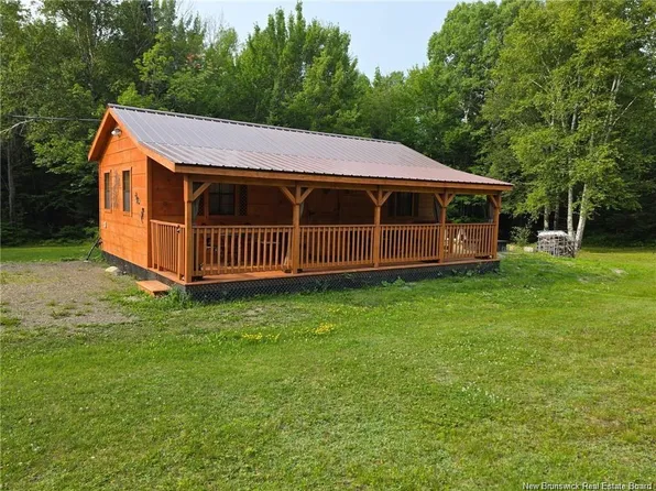 296 Beaconsfield Rd, Andover, NB E7H 1G3