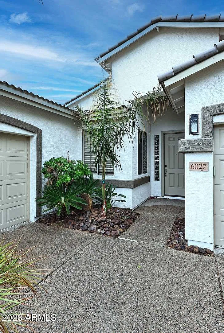 4 bed, 2.0 bath, $3,600 — Photo 3