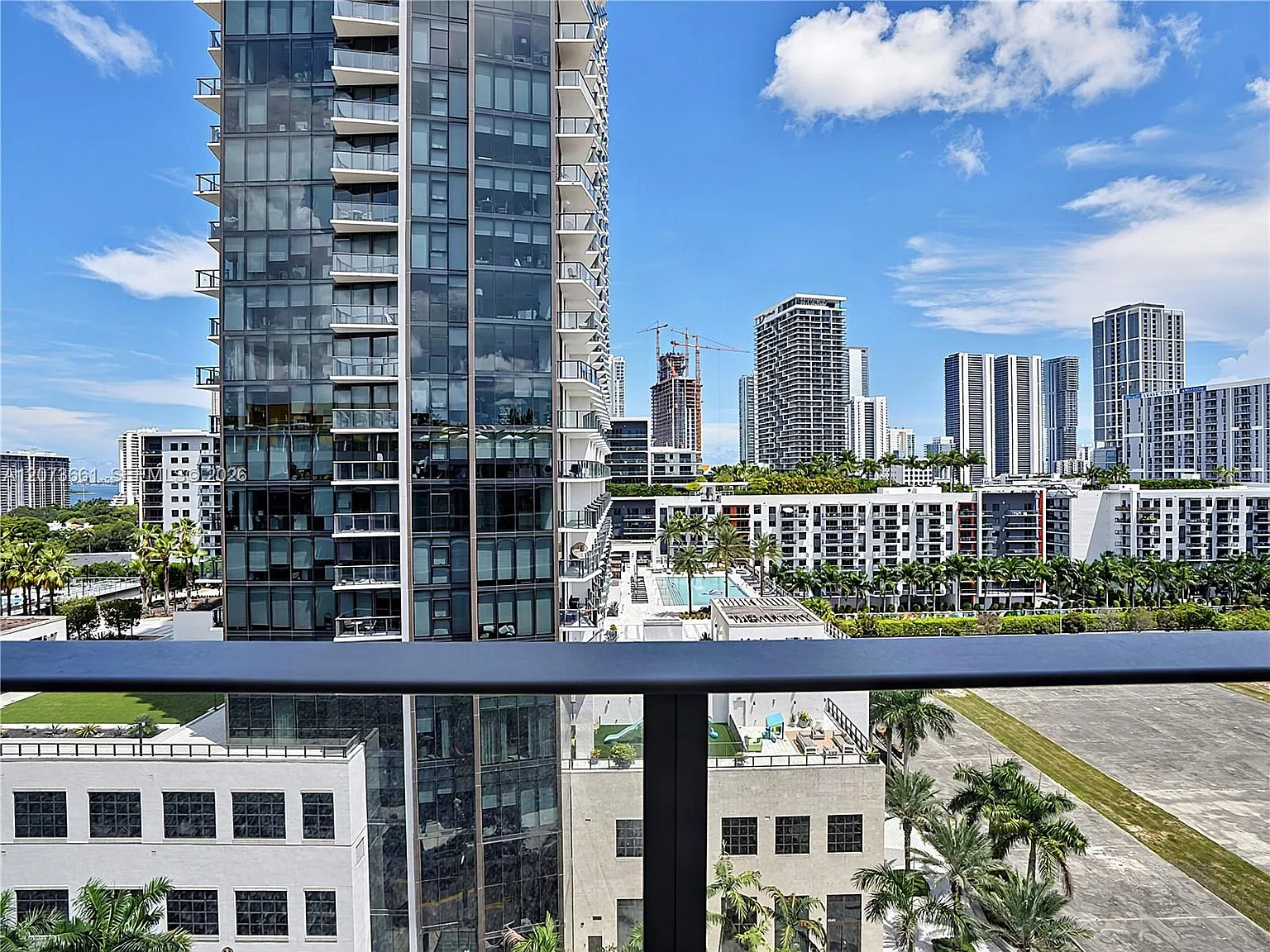 The Standard Midtown — Photo 3