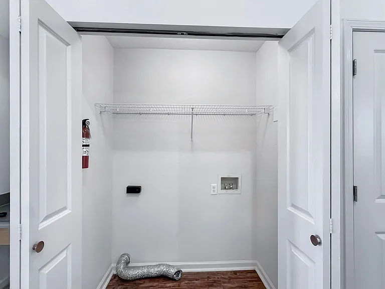 703 Beachfront Dr — Photo 29