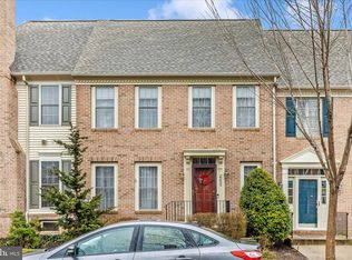 2205 Garden Ln, Frederick, MD 21701