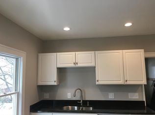 3327 Clarendon Rd #UP, Cleveland, OH 44118