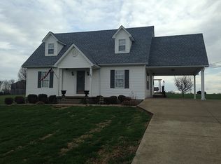 685 Saint Rose Rd, Lebanon, KY 40033