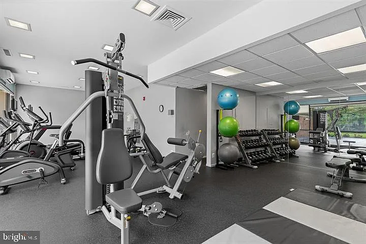 6800 Fleetwood Rd #208 — Photo 41