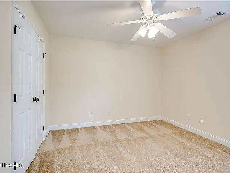 4552 Logans Way — Photo 18