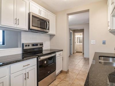 1181 Edgcumbe Rd APT 1408, Saint Paul, MN, 55105