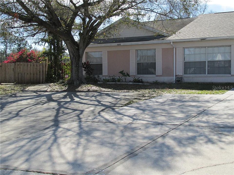 1st image of 928 Burlwood St