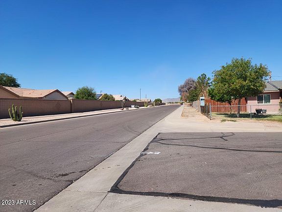 5th image of 101 E 4th Avenue E #-