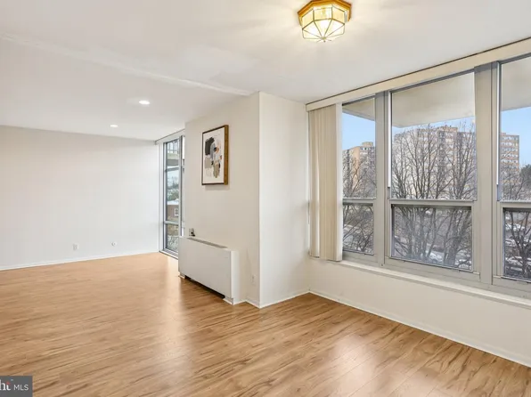 3600 Conshohocken Ave APT 511, Philadelphia, PA 19131