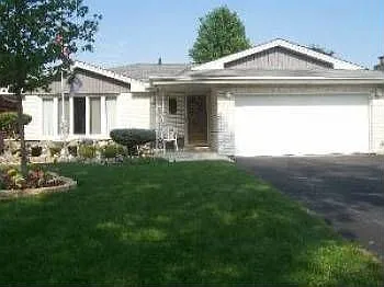 5707 S Catherine Ave photo 1
