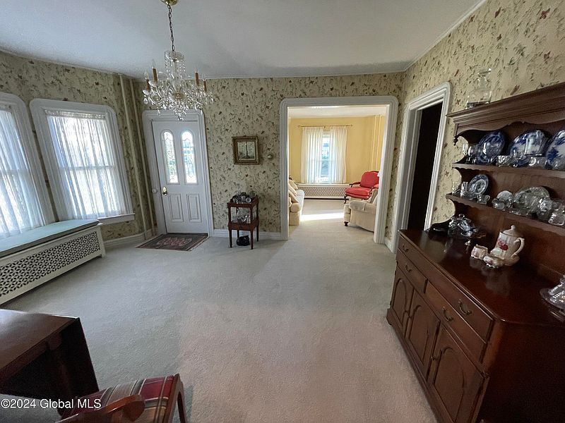 3rd image of 5 Coolidge Avenue